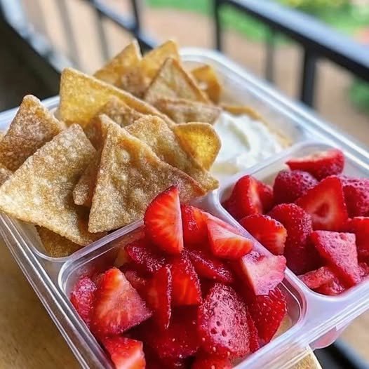 Strawberry Cheesecake Nachos RECIPE