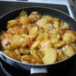 FRIED POTATOES AND ONIONS